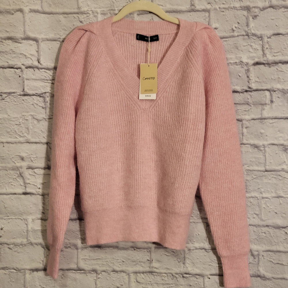 ☄️Mango V-neck Sweater in Pink
